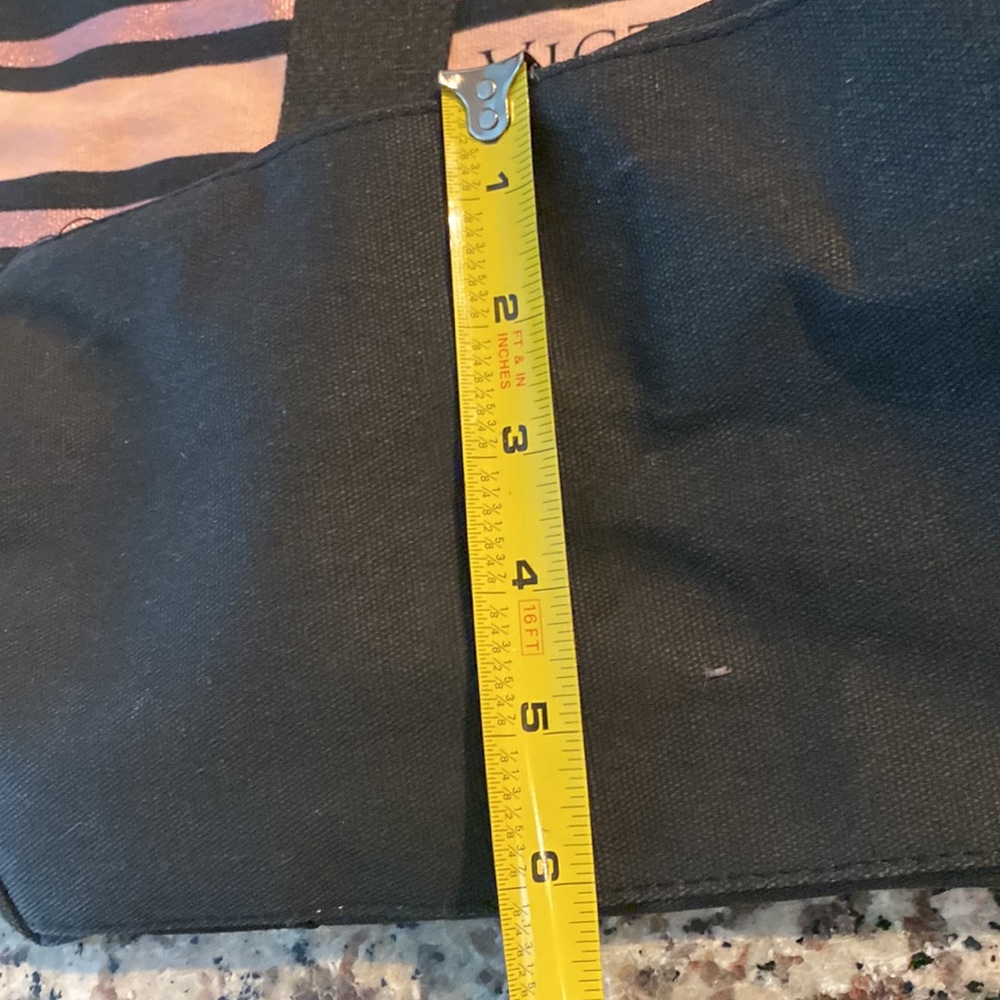 VICTORIA’S SECRET tote - Picture 10 of 10